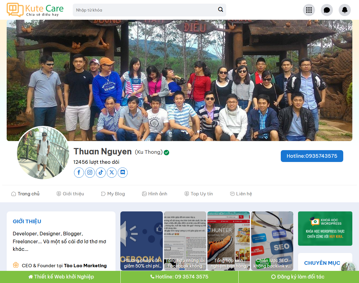 Theme WordPress giới thiệu cá nhân giống Facebook